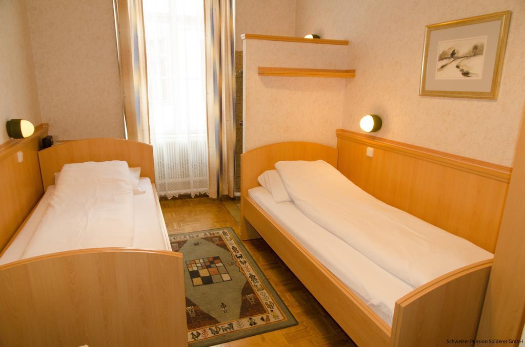 Schweizer Pension Solderer Viyana Oda fotoğraf